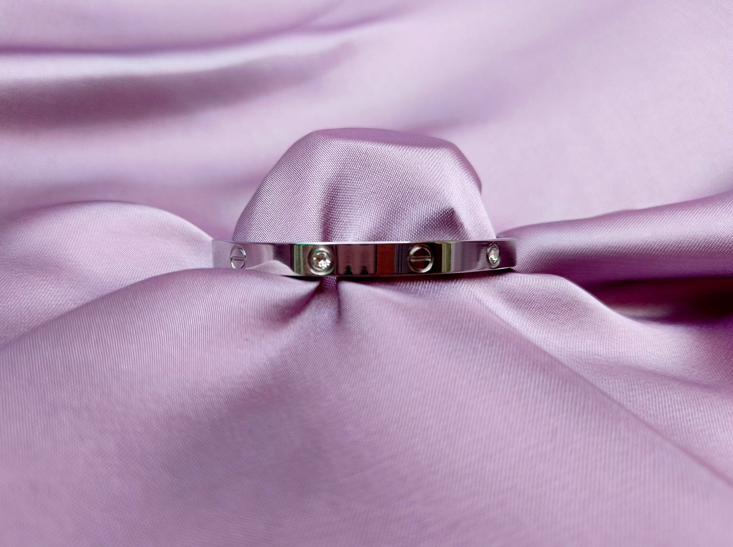 Cartier Diamond Love Bracelet White